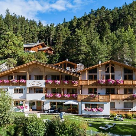 Hotel Brunello Urtijëi Dış mekan fotoğraf