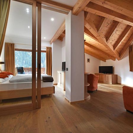 Hotel Brunello Urtijëi Dış mekan fotoğraf