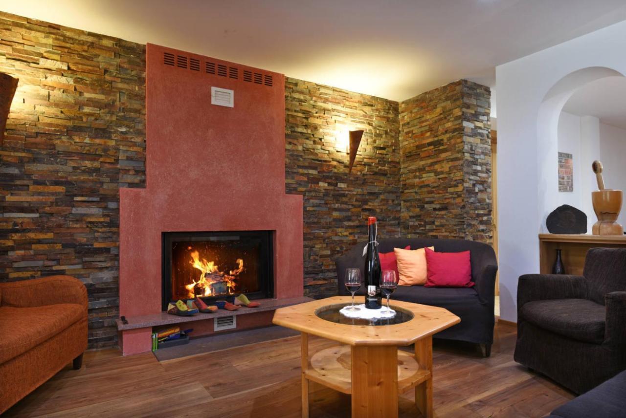 Hotel Brunello Urtijëi Dış mekan fotoğraf