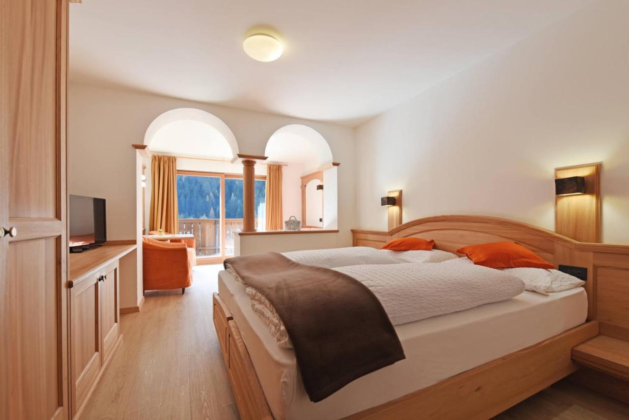 Hotel Brunello Urtijëi Dış mekan fotoğraf