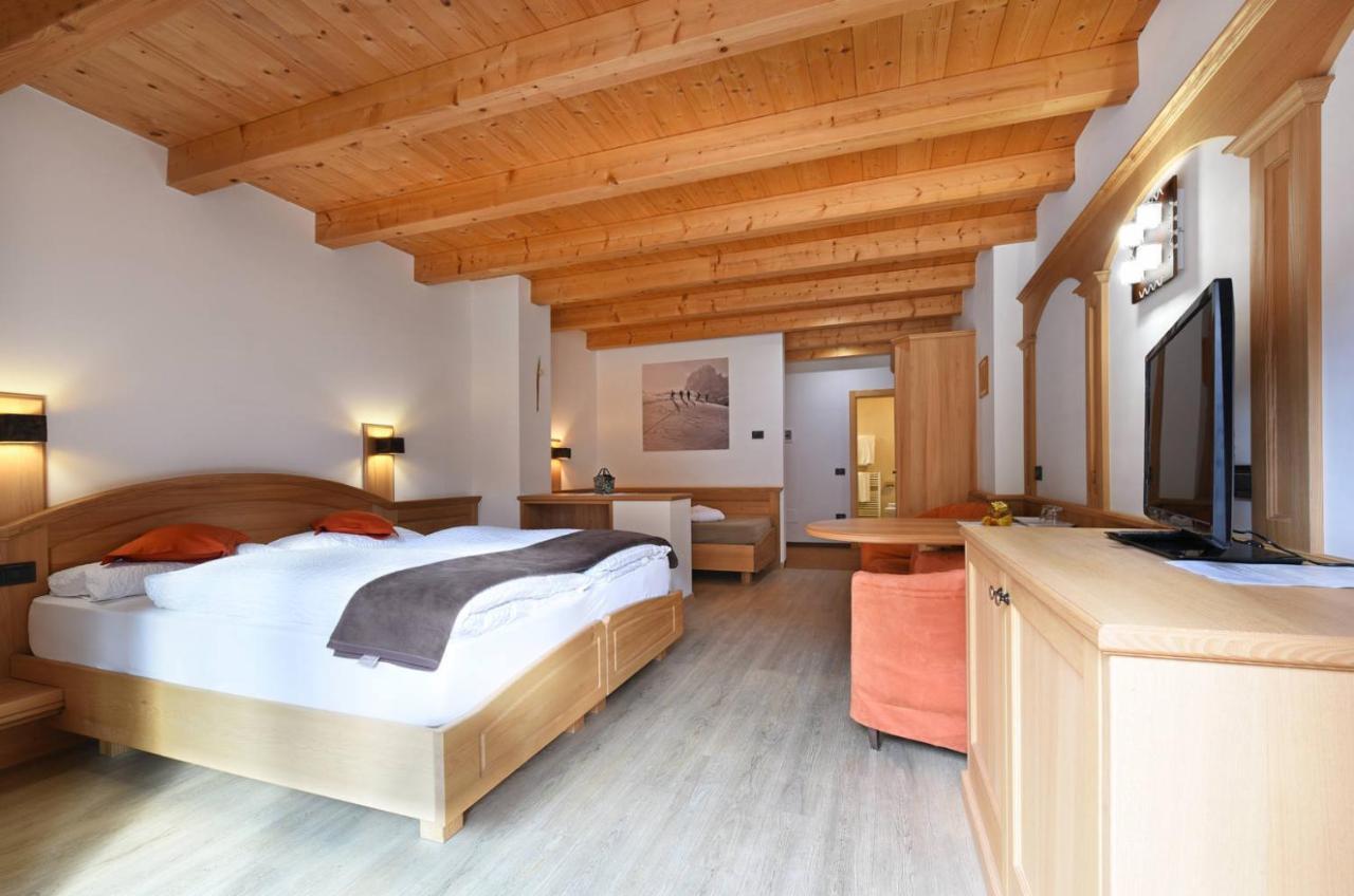 Hotel Brunello Urtijëi Dış mekan fotoğraf